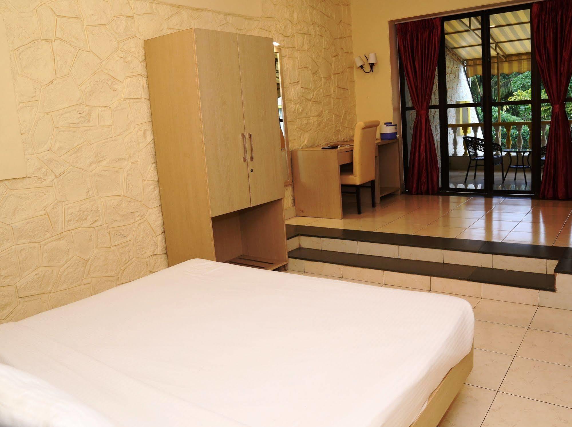 Panoramic Resort Panvel Karnāla Exterior foto