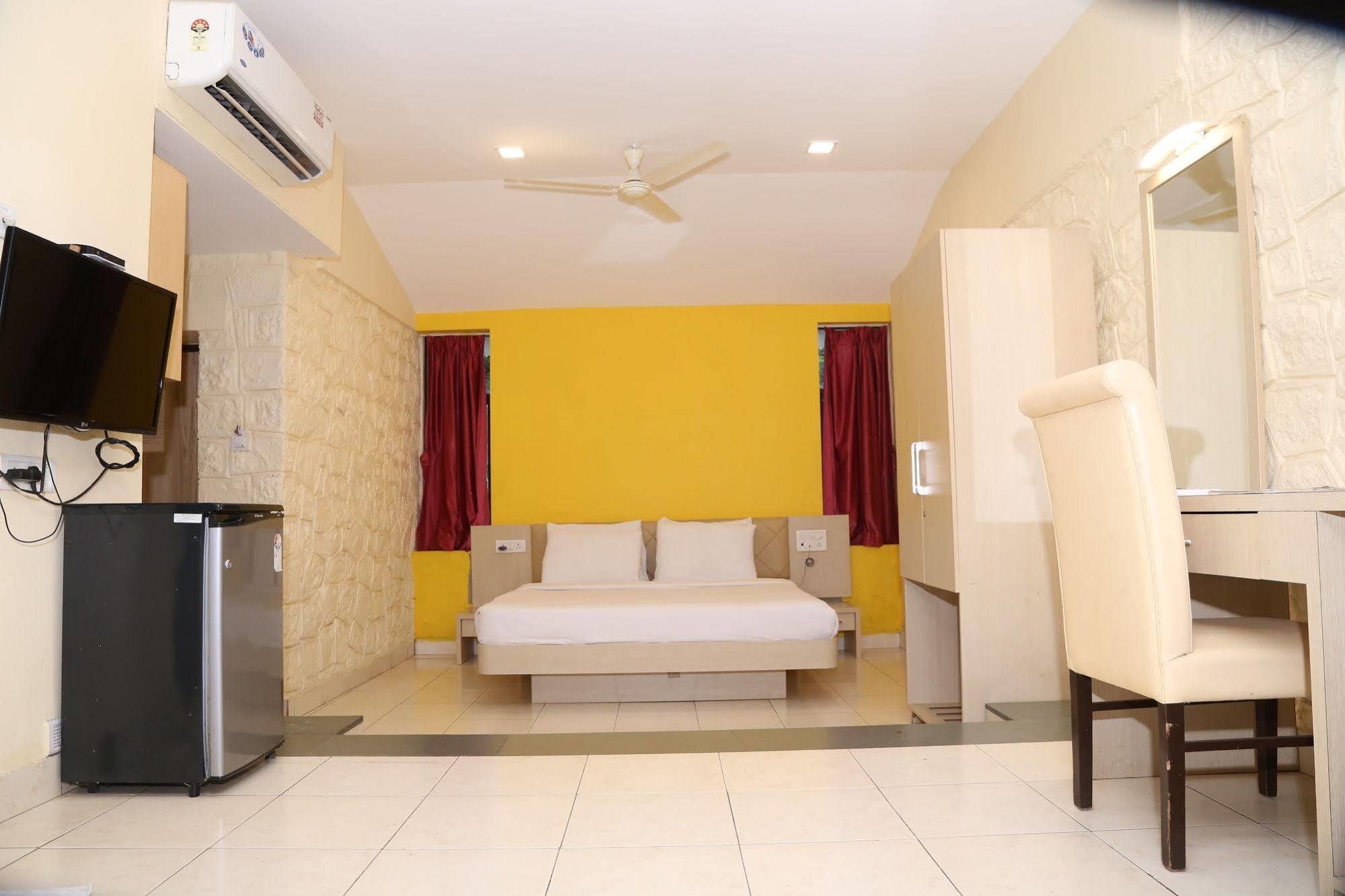 Panoramic Resort Panvel Karnāla Exterior foto